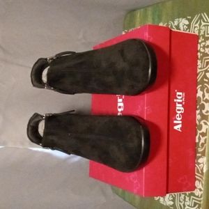 Alegria black booties size 42